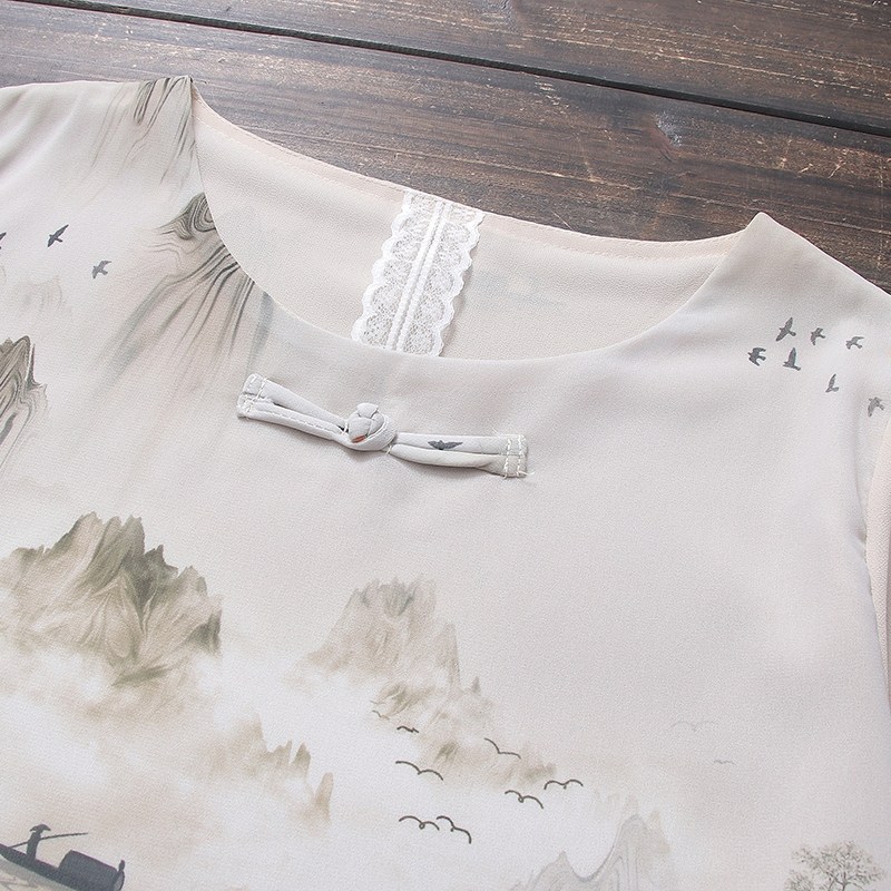  茉她女装中老年女装