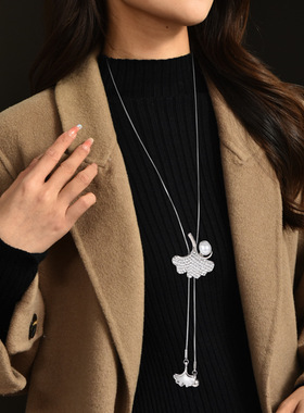 韩国时尚项链银杏叶子毛衣链长款珍珠吊坠秋冬女士衣服挂件配饰品