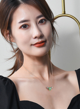 韩版自制ins绿色玉石锁骨链百搭气质古风气质透明感晶体项链