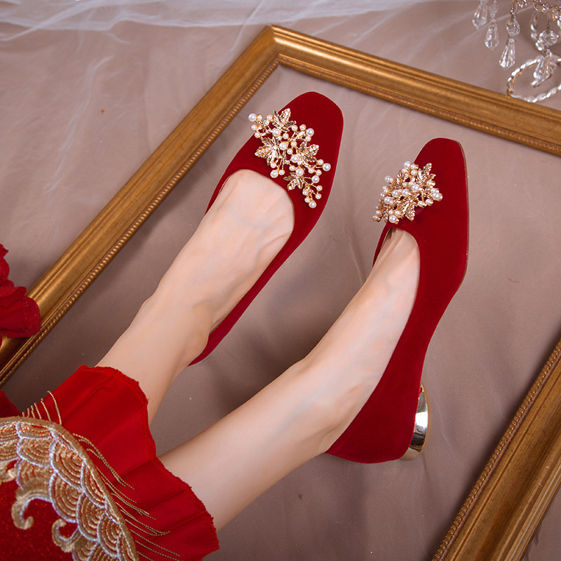 红色婚鞋女春季中式秀禾服新娘鞋孕妇平底订婚结婚鞋低跟单鞋女鞋,淘宝优惠券,粉丝福利购,淘宝优惠卷