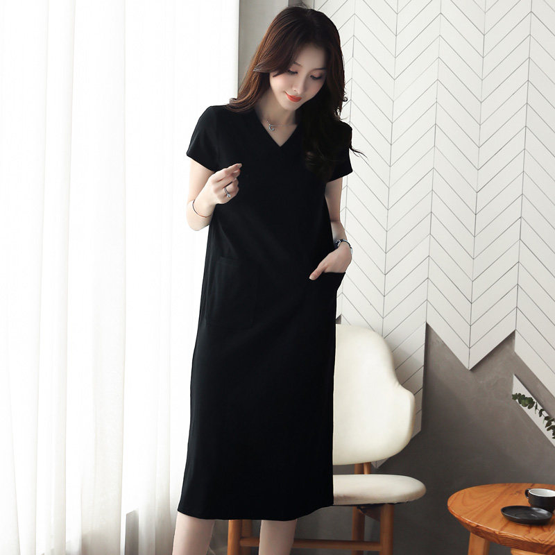 宽松v领女短袖秋装休闲黑色连衣裙 朝五吩连衣裙