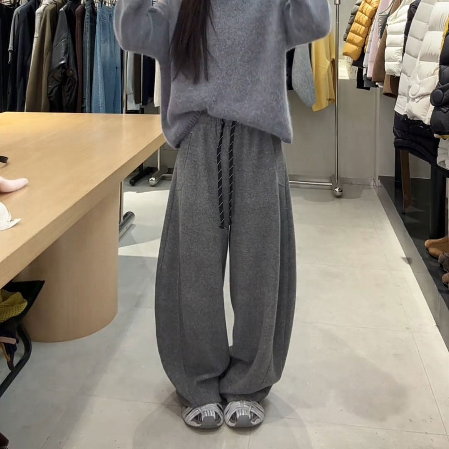 直筒抽绳加绒阔腿裤女2025冬季新时尚高腰弯刀裤显瘦休闲拖地裤潮,淘宝优惠券,粉丝福利购,淘宝优惠卷