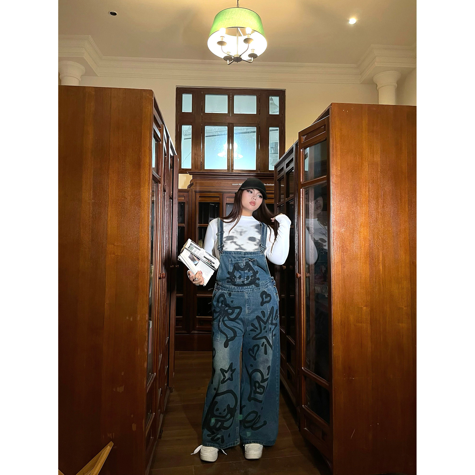 楠哥微胖mm美式复古涂鸦牛仔背带裤女新款大码宽松显瘦垂感直筒裤,淘宝优惠券,粉丝福利购,淘宝优惠卷