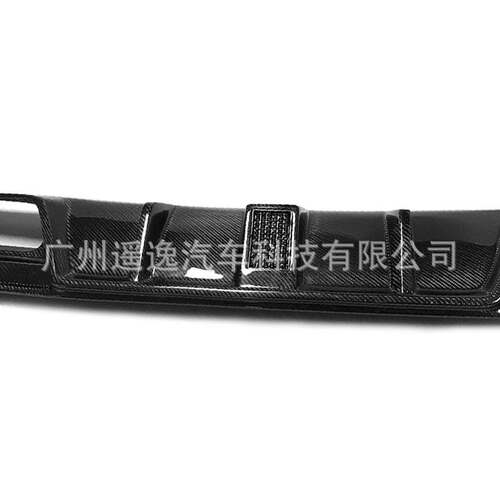 适用奔驰新C级W205改装碳纤维FD款带领航灯后唇扰流板后下巴后铲 - 图2