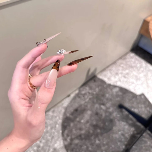 清冷御姐氛围感豹纹贴钻富家千金奢华纯手工美甲穿戴甲诱惑大女人 - 图0