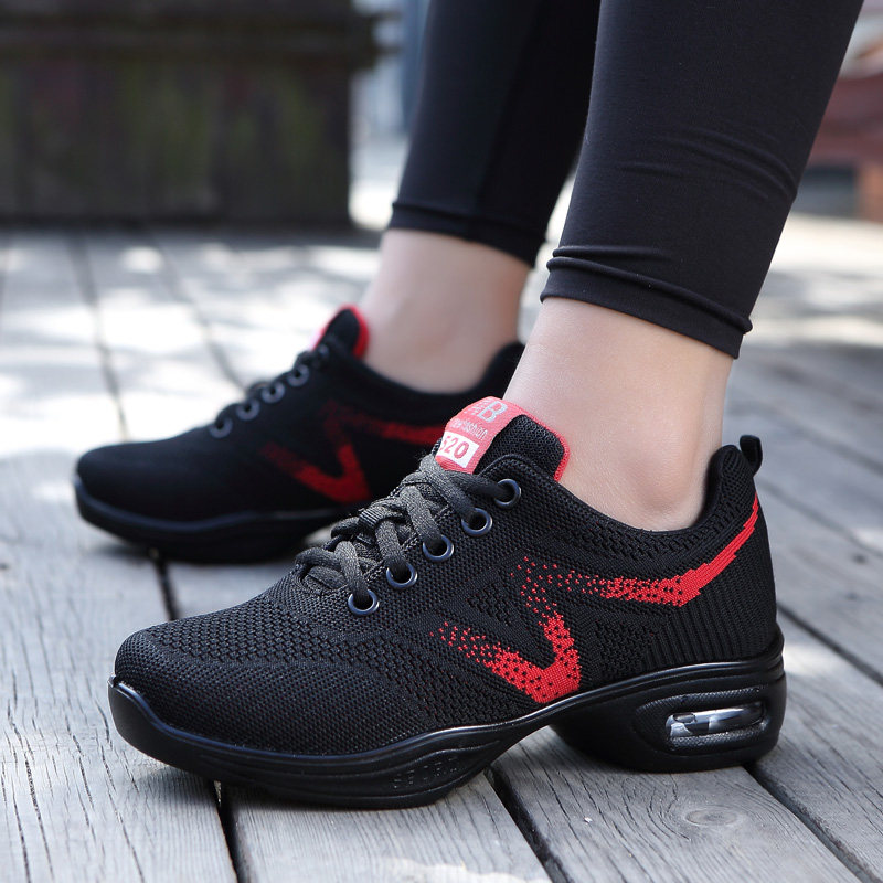 新款老北京布鞋女鞋坡跟休闲单鞋软底妈妈运动鞋女气垫舞蹈鞋女鞋,淘宝优惠券,粉丝福利购,淘宝优惠卷