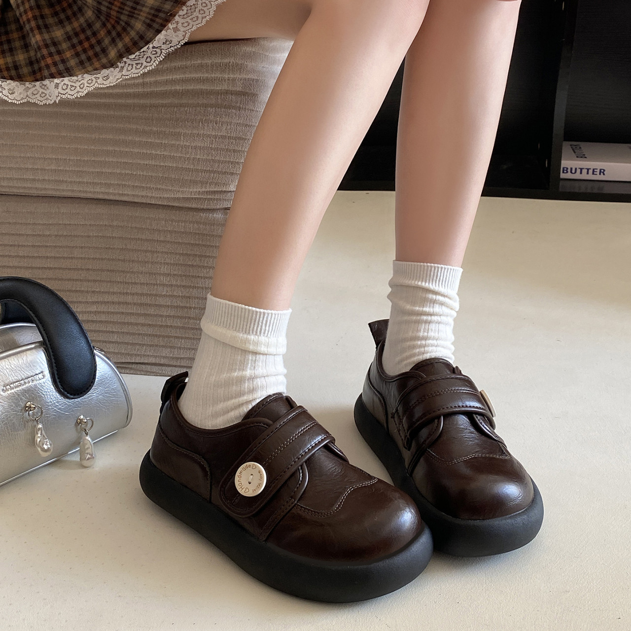 百搭英伦厚底复古小皮鞋女深口单鞋2026新款春秋平底百搭玛丽珍鞋,淘宝优惠券,粉丝福利购,淘宝优惠卷