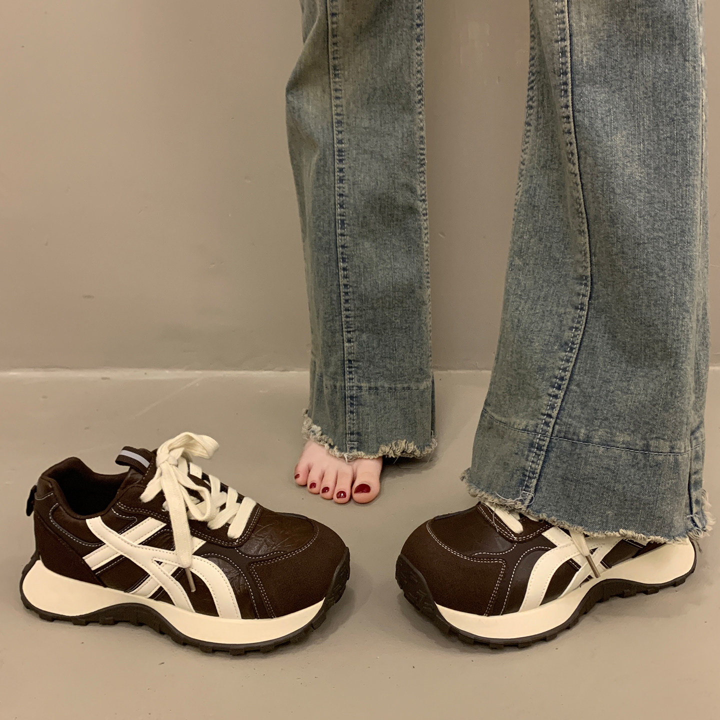 加绒厚底老爹鞋女春季小个子增高2026超火新款爆款运动休闲阿甘鞋,淘宝优惠券,粉丝福利购,淘宝优惠卷