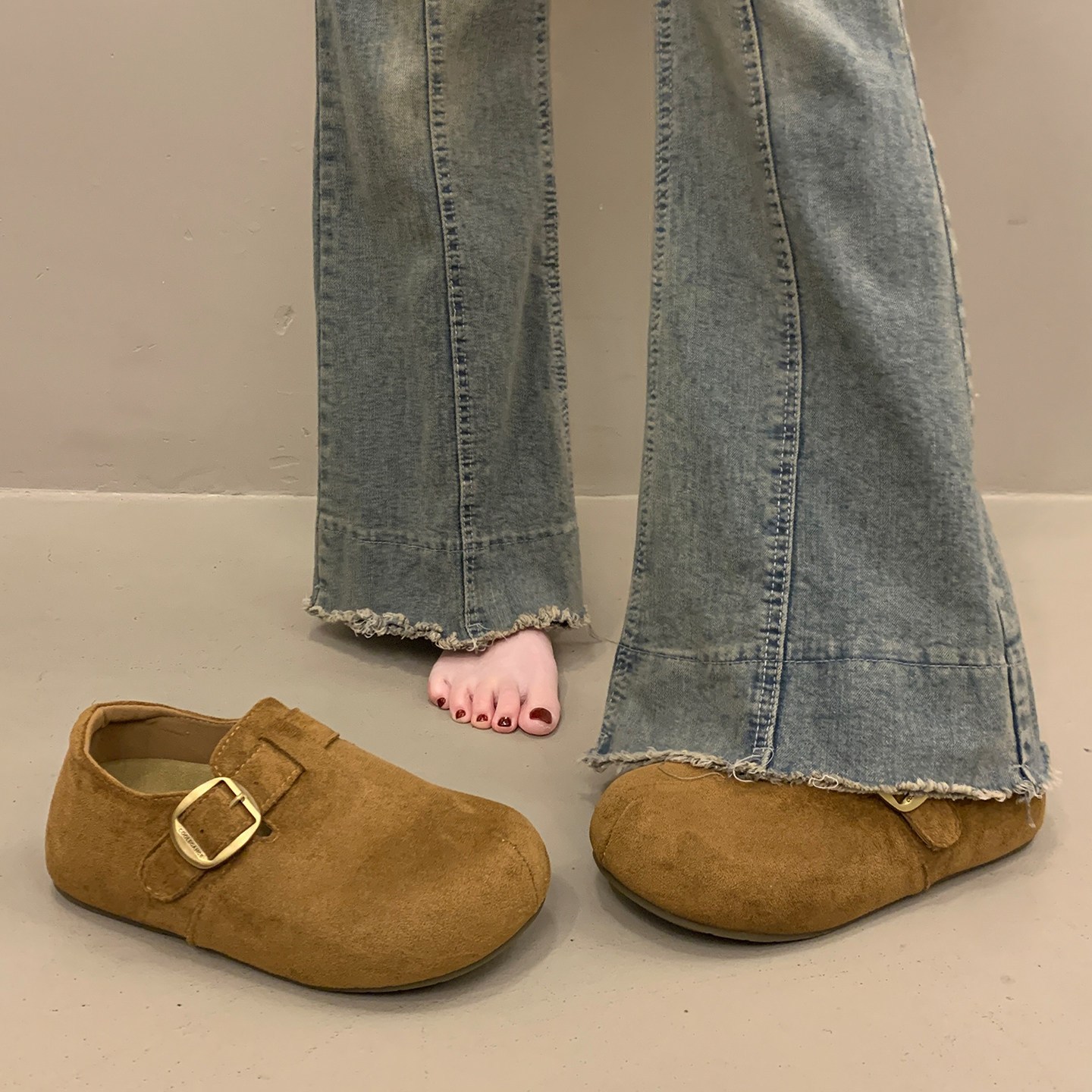 超火内增高厚底勃肯鞋女全包2026新款爆款春秋一脚蹬平底深口单鞋,淘宝优惠券,粉丝福利购,淘宝优惠卷