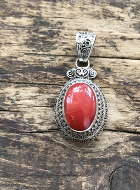 尼泊尔手工复古宫廷风精工掐丝红色宝石925纯银吊坠锁骨坠