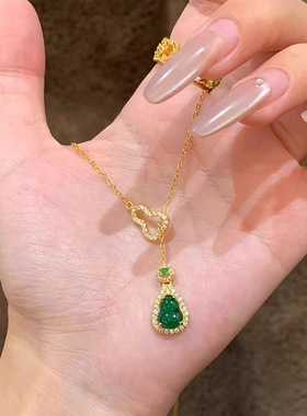 雨琦玛瑙锁骨链祖母绿玉髓项链