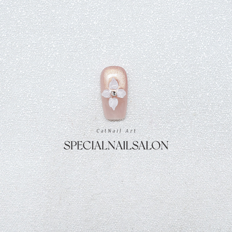 【玉兰疏影】纯手工穿戴甲2025新款温柔细闪猫眼花卉高级感美甲片,淘宝优惠券,粉丝福利购,淘宝优惠卷