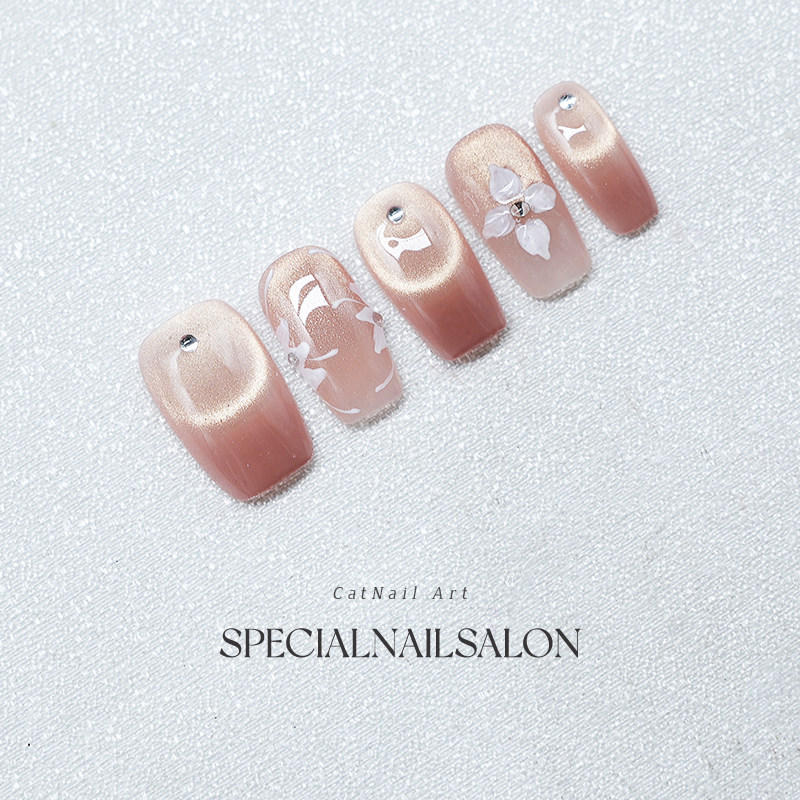 【玉兰疏影】纯手工穿戴甲2025新款温柔细闪猫眼花卉高级感美甲片,淘宝优惠券,粉丝福利购,淘宝优惠卷