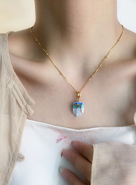 梦幻蓝色珠光滴油珍珠项链时尚高级感金隔珠圣诞款颈链毛衣链配饰