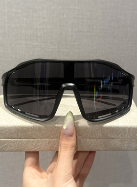 新款潮复古黑色骑行防晒太阳眼镜