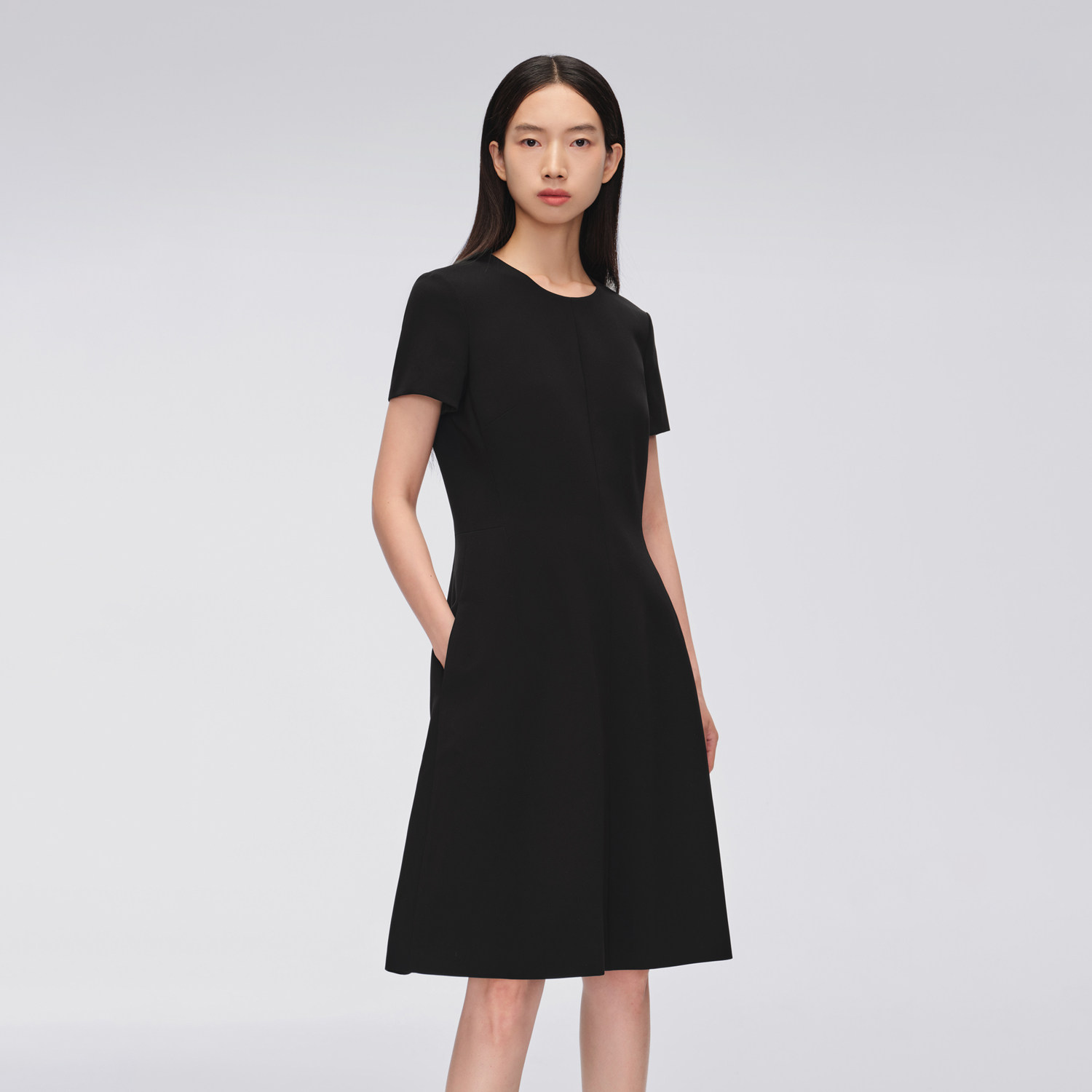 【四季通勤】OVV春夏热卖女装圆领经典短袖连衣裙