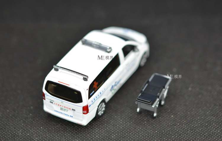 ERA 1/64 奔驰 Benz Vito 救护车 合金 台大医院 汽车模型 现货 - 图1