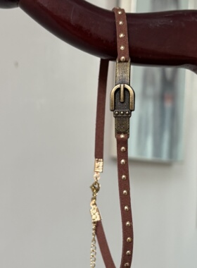 [楼哈哈]废土风麂皮项圈铆钉马蹄扣复古颈链短款choker细款百搭