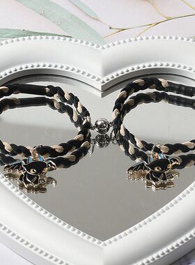 原创双色黑白无牙仔情侣磁吸手链