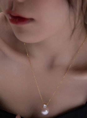 王妃款18K金正圆一颗珍珠项炼