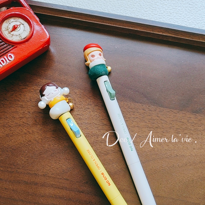 Genuine Bubble Mart Christmas pen with replaceable refill