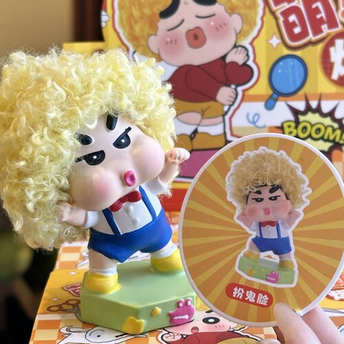 蜡笔小新萌新出击爆炸头可爱盲盒小众生日礼物送好友闺蜜车载摆件 - 图3