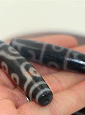 西藏玉髓包浆玛瑙朱砂项坠老天珠