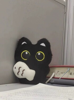 可爱呆萌抱小鱼大眼黑猫毛绒玩偶情侣包挂件创意苹果小黑猫钥匙扣