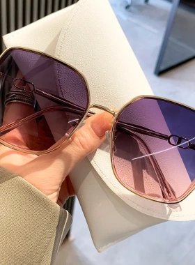 墨镜女士2024新款高级感防紫外线强光偏光太阳镜可配近视度数眼镜