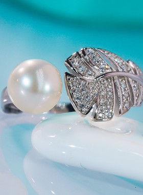 群镶满钻羽毛珍珠戒指