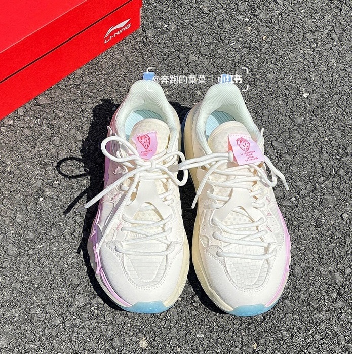 李宁休闲鞋女鞋小星火草莓跑鞋春季鞋子女款潮流轻便回弹运动鞋女 - 图3