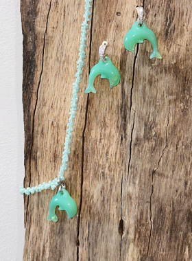 YVMIN尤目 雕刻海豚花边珠合成玉项链度假风配饰新年生日礼物