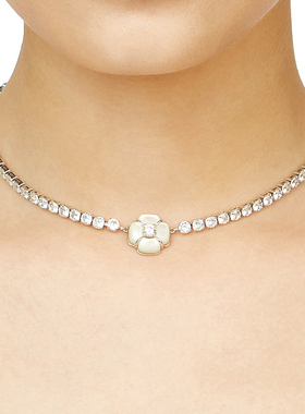 YVMIN尤目天然石四瓣花锁骨项链