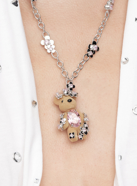 YVMIN尤目 乐园系列 花朵覆盖吊坠植绒小熊项链毛衣链圣诞礼物