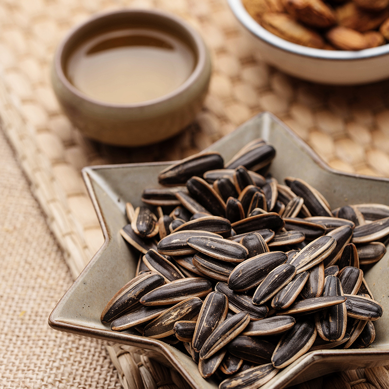 miniso名创优品旗舰店MINISO名创优品 焦糖山核桃洽洽香瓜子100g 葵花籽仁坚果炒货零食1