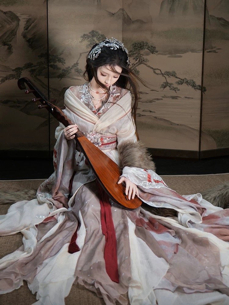 2025新款原创【虞姬】重工刺绣魏晋风南北朝汉元素齐腰战国袍套装 - 图1