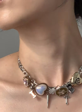 Y2K朋克金属项圈女爱心十字架吊坠链条小众个性短款choker锁骨链