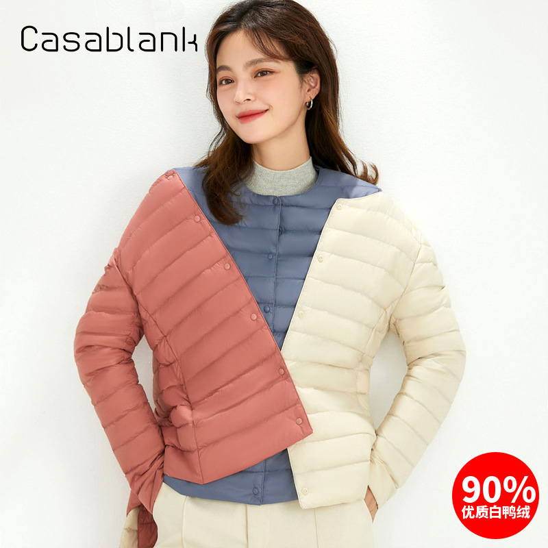 Casablank冬季新款90白鸭绒轻薄羽绒服女士修身圆领时尚轻便外套-图2