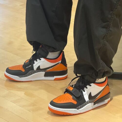 Nike耐克男鞋JORDAN AJ312黑白橙低帮复古休闲鞋篮球鞋CD7069-118 - 图2