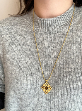 古法新中式缕空菱形花朵虎眼石抽拉项链女轻奢复古时尚颈链毛衣链