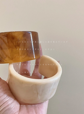 夸张独特宽边树脂纹理手镯女设计感个性时尚优雅气质百搭手环手饰