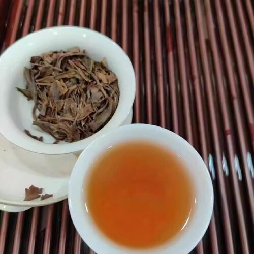 2000年大红印云南易武正山大叶青饼普洱茶生茶红印古树老生茶 - 图3