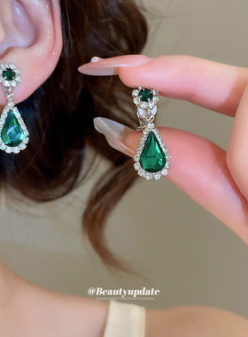 复古祖母绿宝石水滴项链