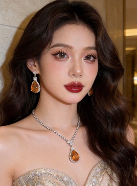 镶钻套装项链耳环轻奢女