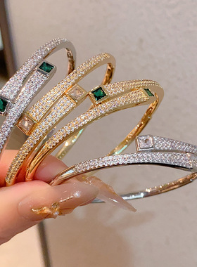 简约设计感线条手镯轻奢