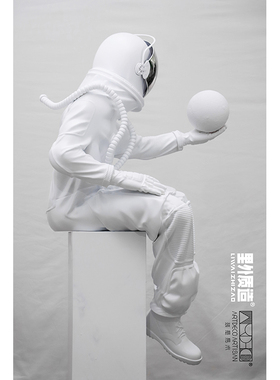 设计树脂白色天空人摆件