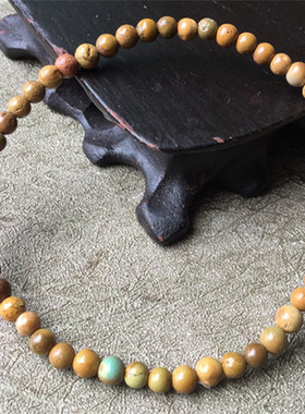 特价。3--3.7mm天然原矿绿松石高瓷迷你小手串手链。