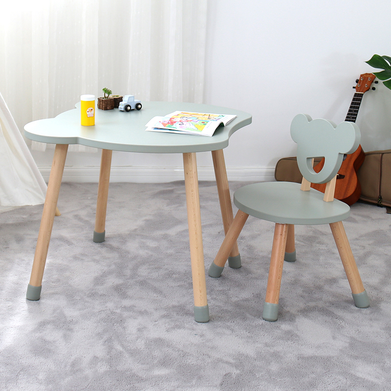 Tonglu children’s tables and chairs are safe, environmentally friendly, and load-bearing