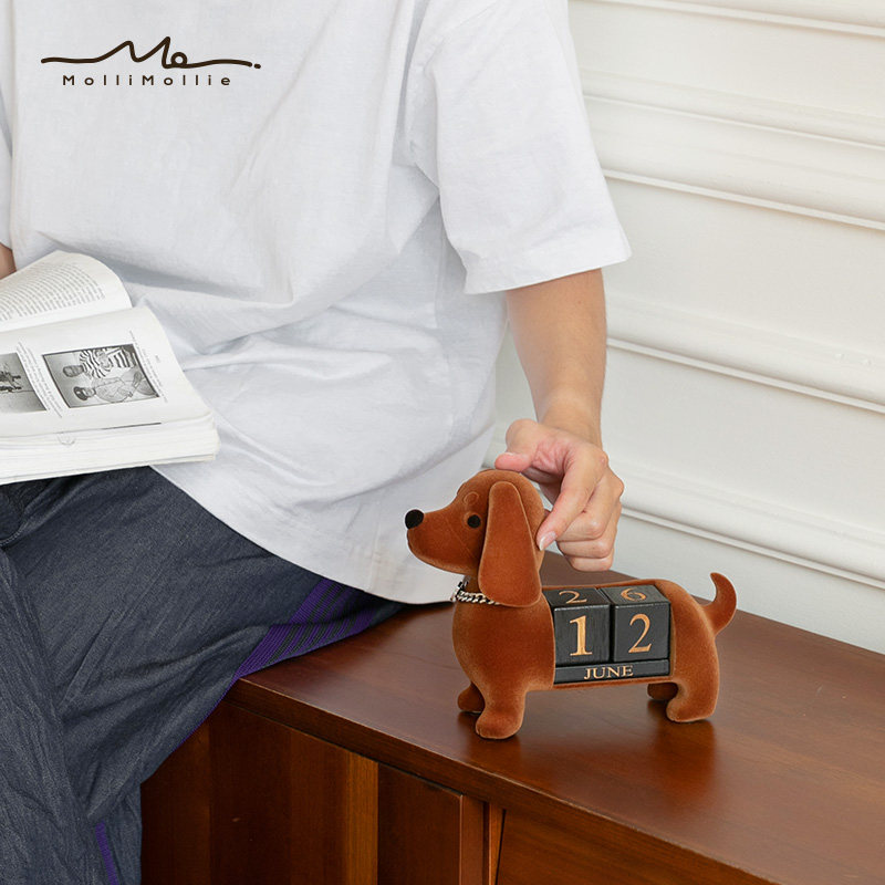 莫里乐园万年历腊肠狗日历小众桌面创意设计感装饰摆件高颜值礼物,淘宝优惠券,粉丝福利购,淘宝优惠卷