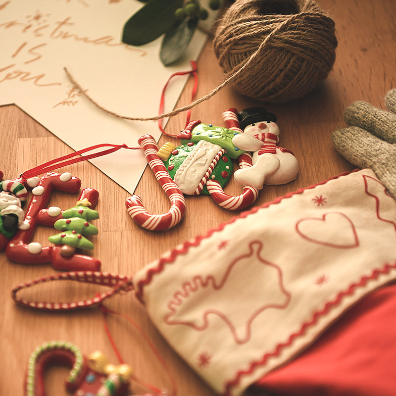圣诞节可爱PVC英文糖果雪人企鹅圣诞老人挂饰DIY圣诞树装饰小挂件 - 图2